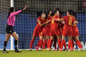 哈哈体育游戏：利物浦4-0阿克灵顿数据：控球率八二开，射门22-8，射正9-1.